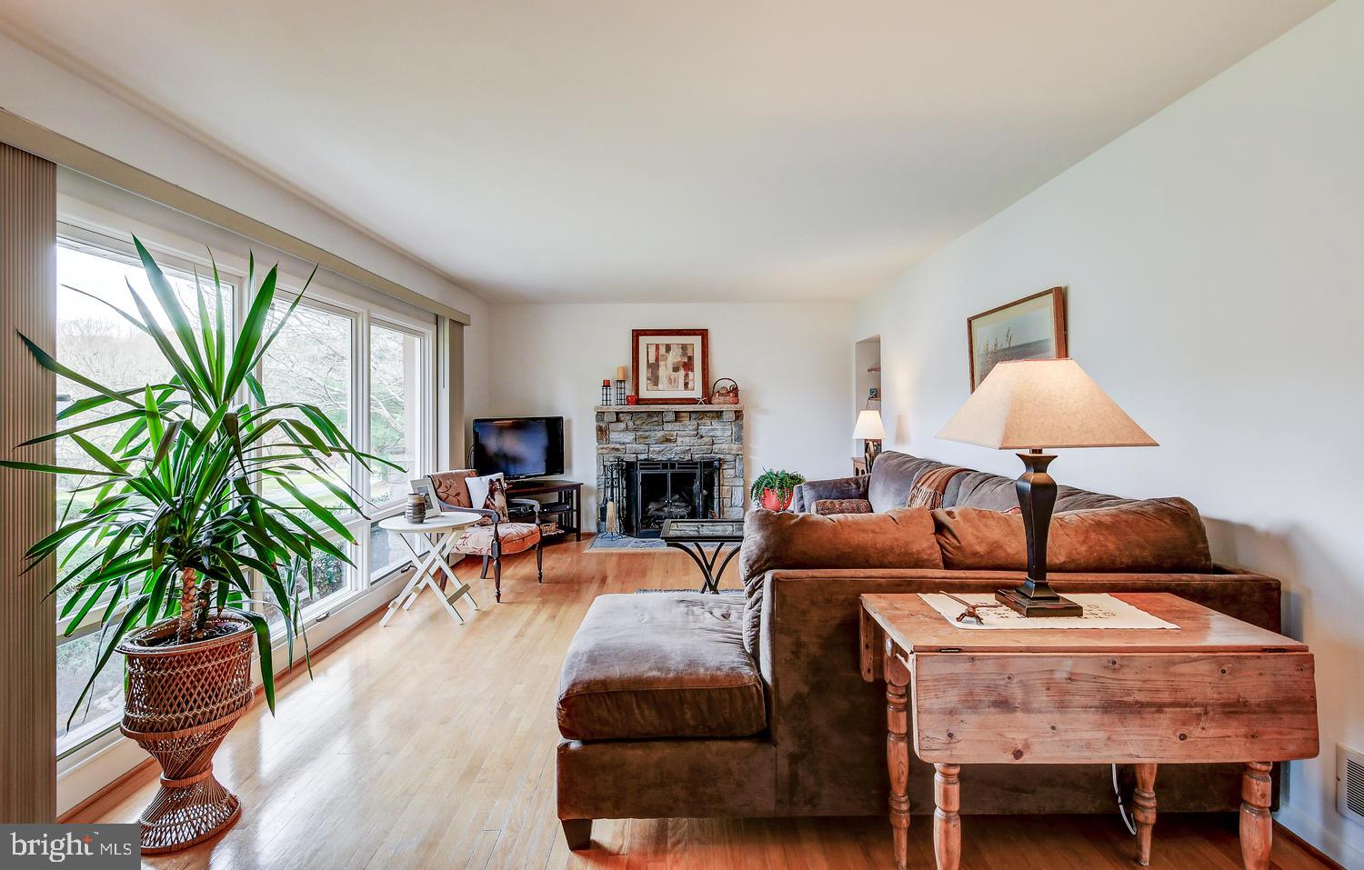 711 Stone Barn Road Baltimore, MD 21286 - Photo 4 of 42