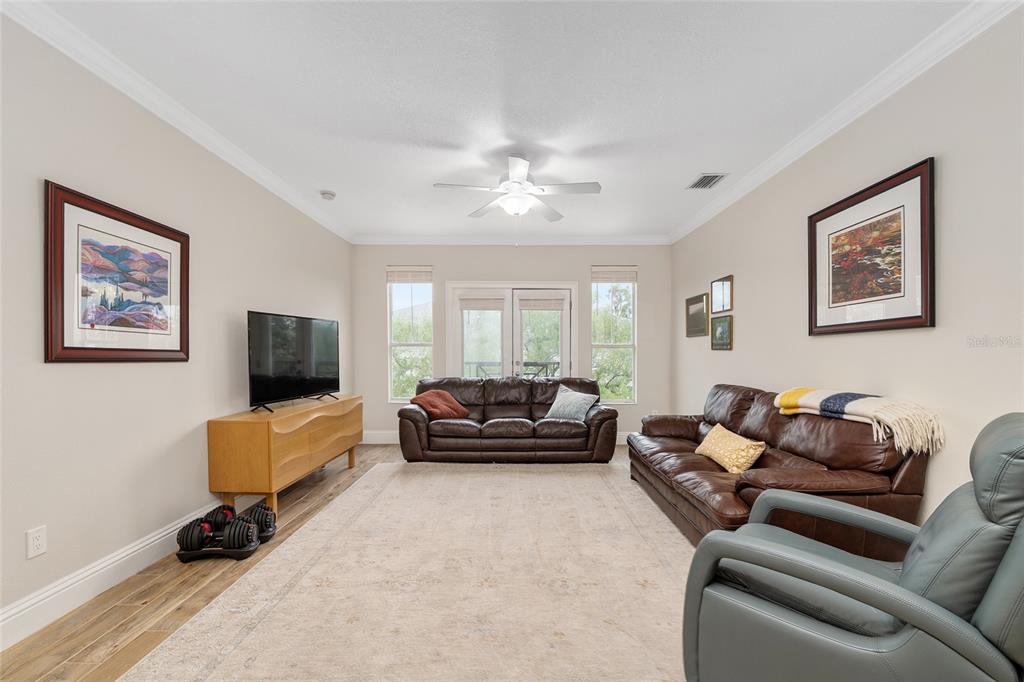 1185 Southwest 9th Road, Unit 405 Gainesville, FL 32601 - Photo 6 of 35 Gallery Image 6