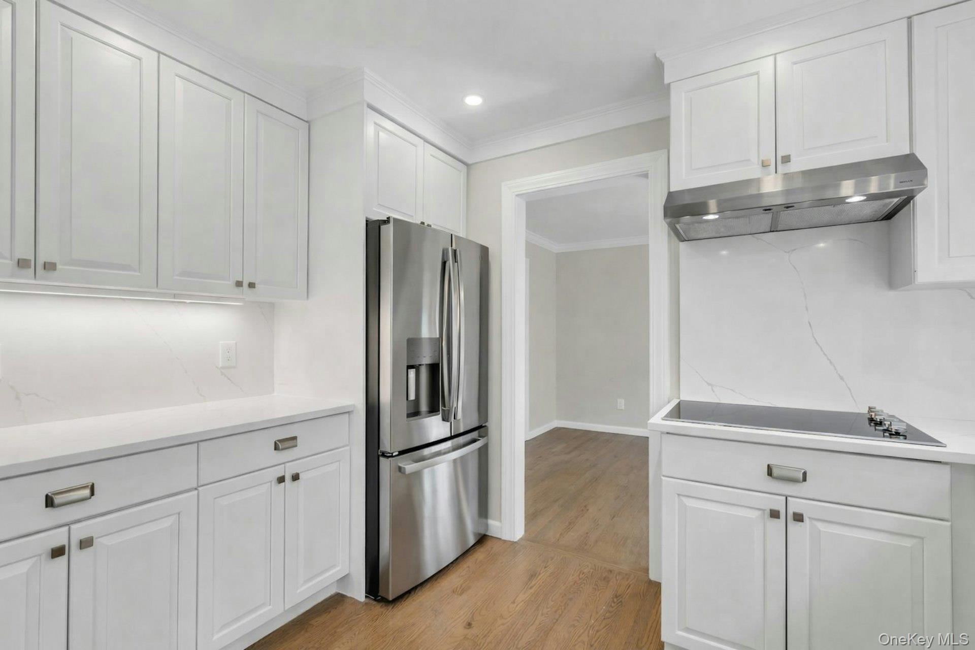 76 Maple Street Bayport, NY 11705 - Photo 17 of 38