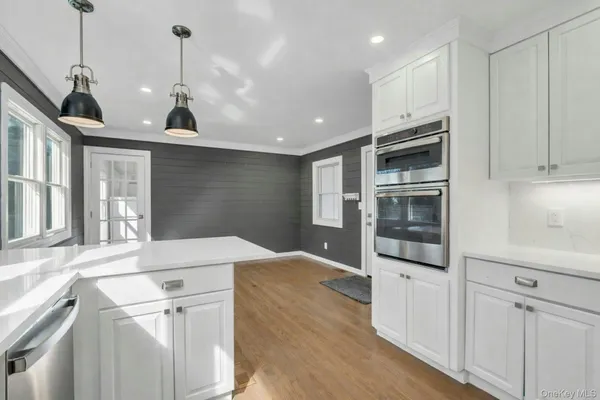 $699,000 | 76 Maple Street, Bayport, NY 11705