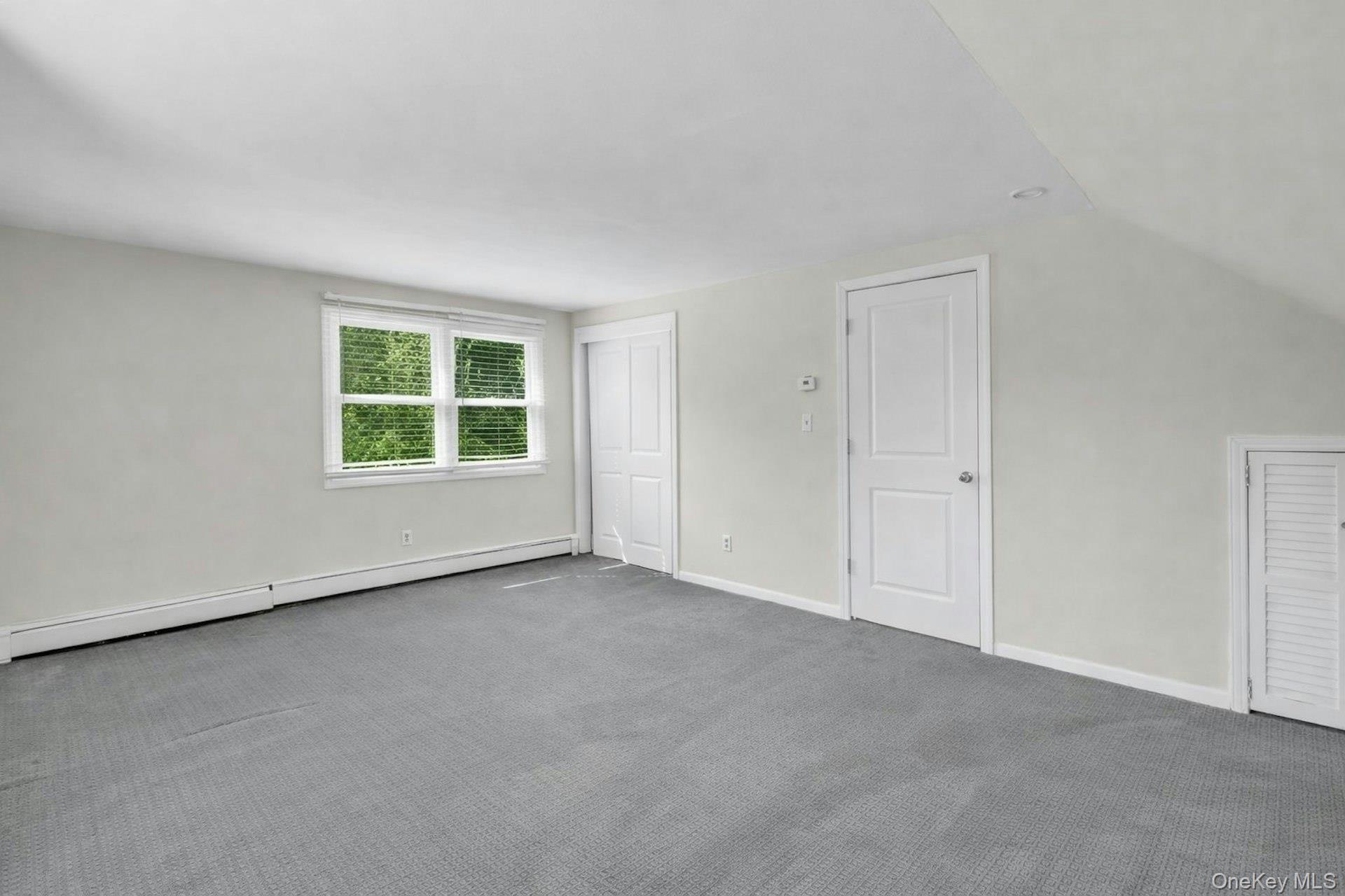 76 Maple Street Bayport, NY 11705 - Photo 30 of 38 Second Floor Bedroom 3