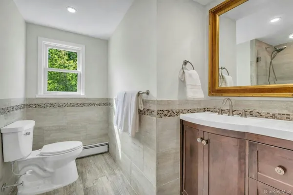$699,000 | 76 Maple Street, Bayport, NY 11705
