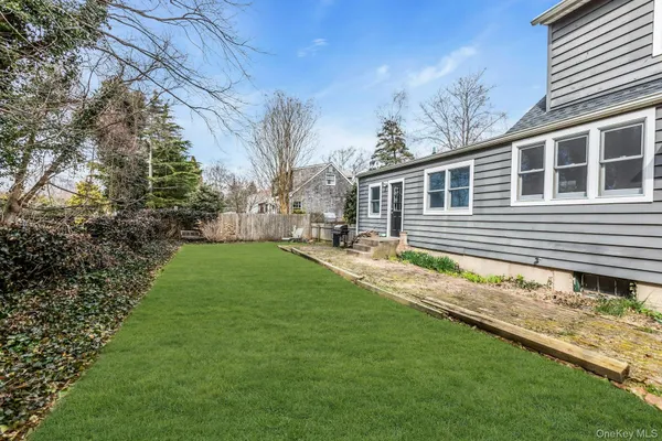 $699,000 | 76 Maple Street, Bayport, NY 11705