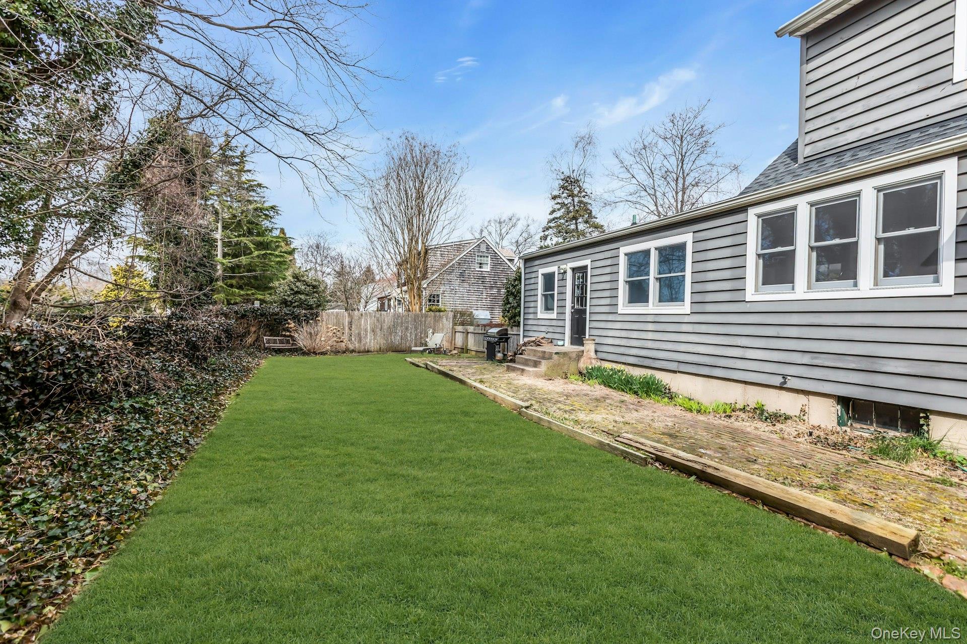 76 Maple Street Bayport, NY 11705 - Photo 37 of 38