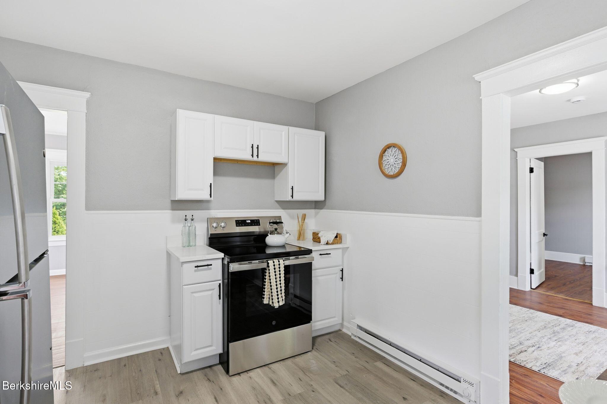 910-912 Granby Road Chicopee, MA 01020 - Photo 9 of 56 2nd floor apartment