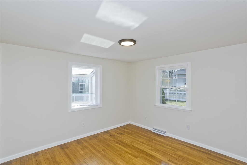 192 Gardens Drive Springfield, MA 01119 - Photo 15 of 34