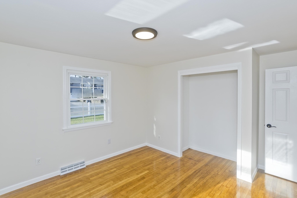 192 Gardens Drive Springfield, MA 01119 - Photo 16 of 34