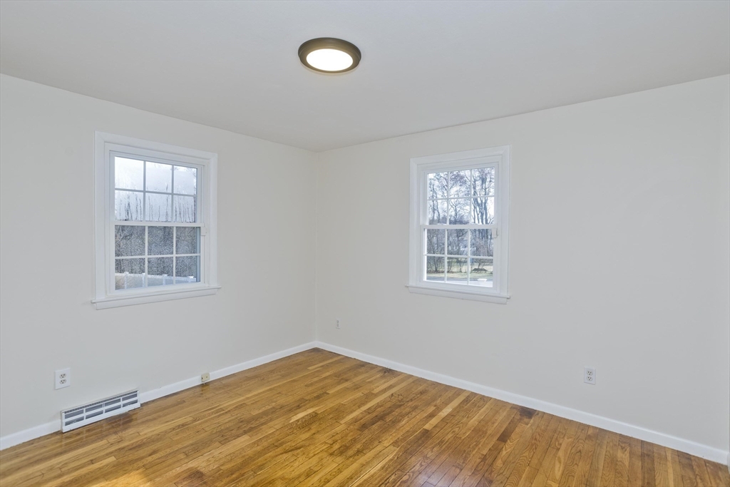 192 Gardens Drive Springfield, MA 01119 - Photo 17 of 34