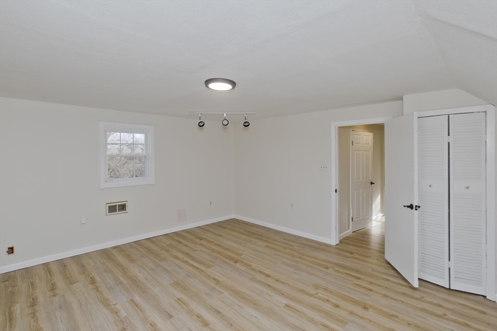 192 Gardens Drive Springfield, MA 01119 - Photo 24 of 34
