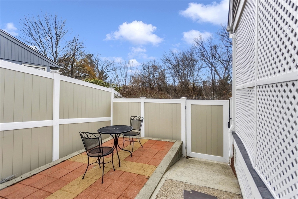 192 Gardens Drive Springfield, MA 01119 - Photo 31 of 34