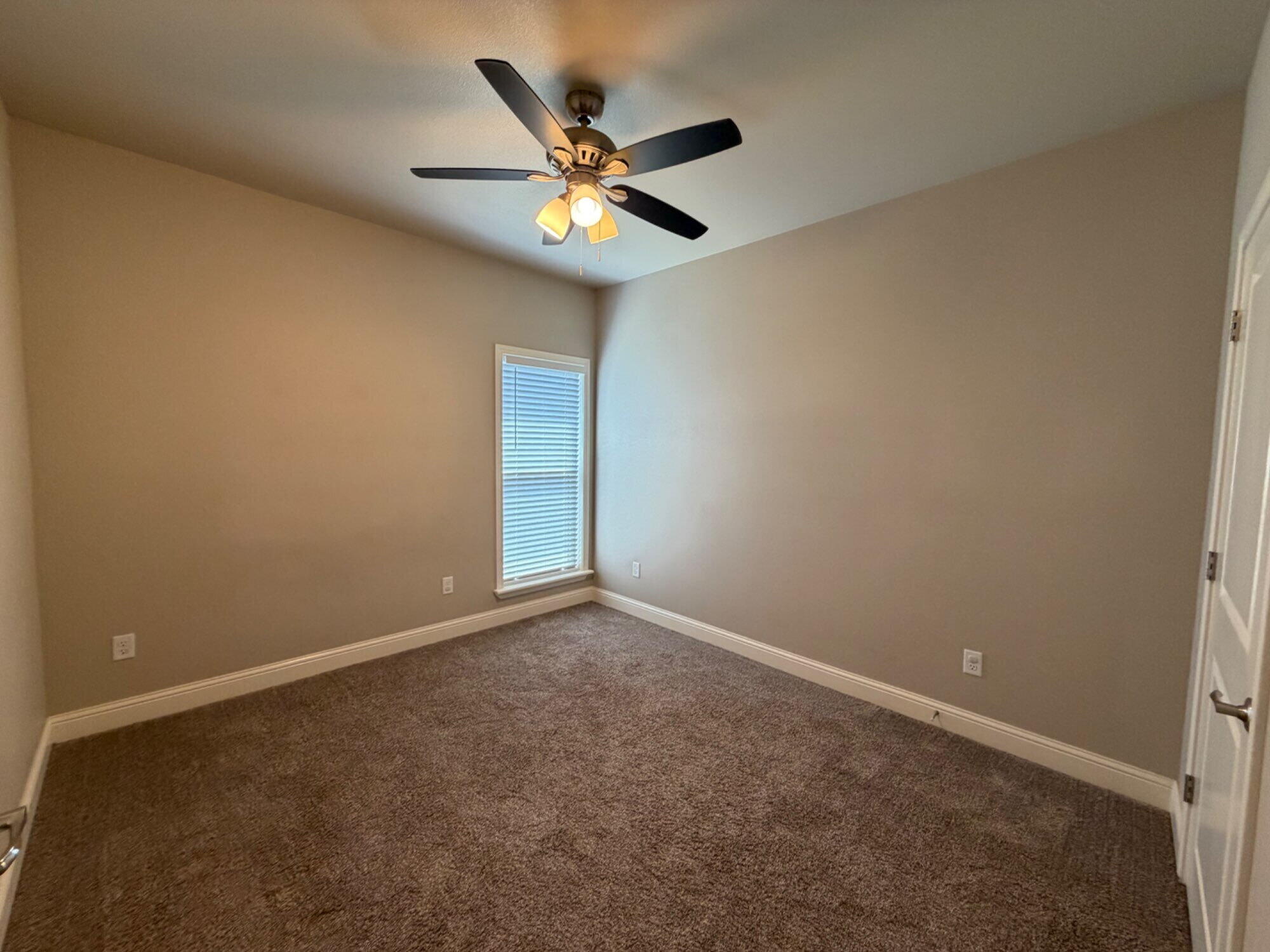 2713 138th Street Lubbock, TX 79423 - Photo 11 of 15 IMG_7575