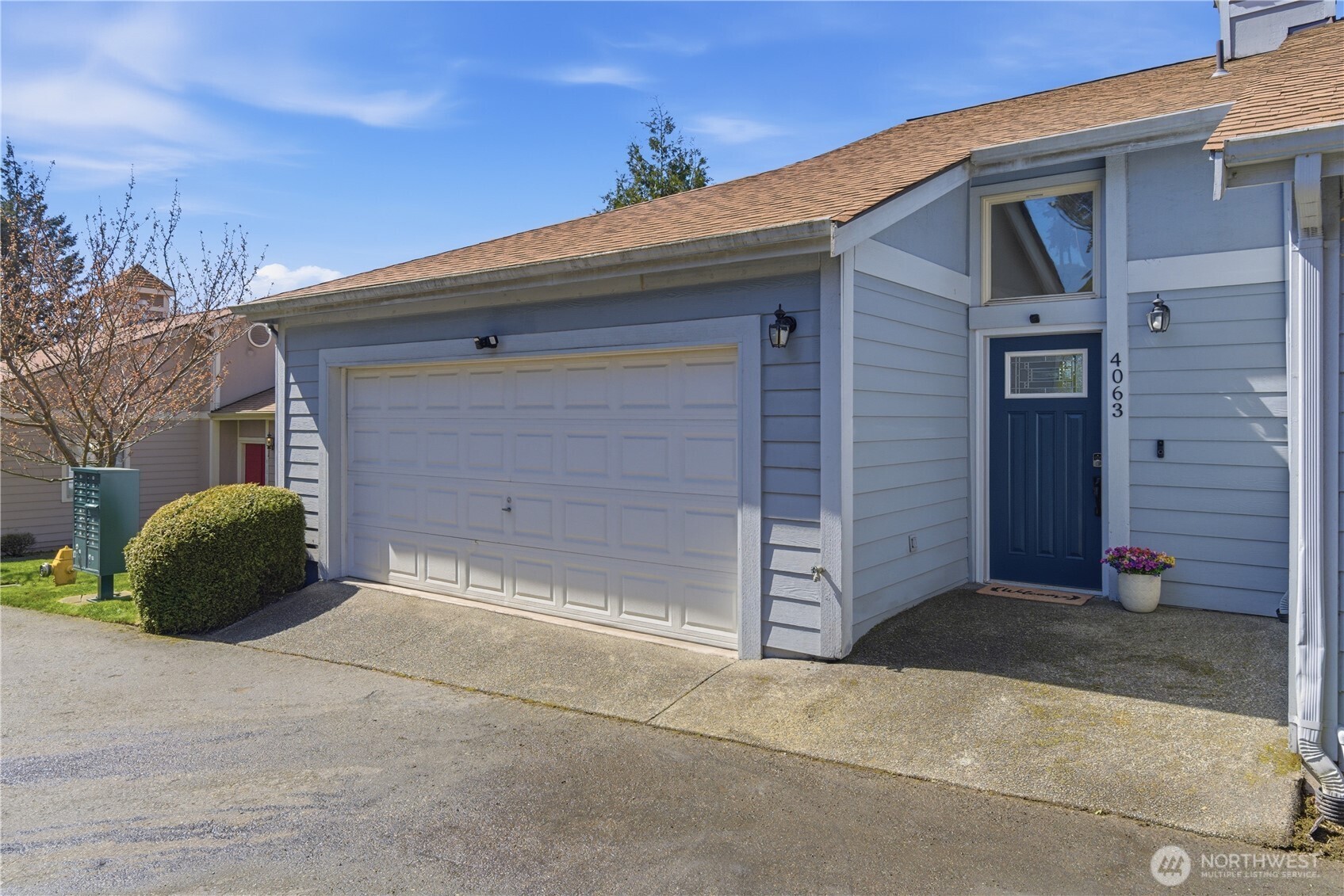 4063 Flora Drive Fircrest, WA 98466 - Photo 2 of 32