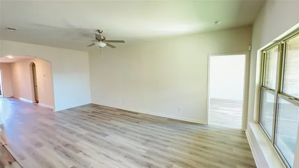 $2,200 | 2037 Delta Downs Drive, Seagoville, TX 75159