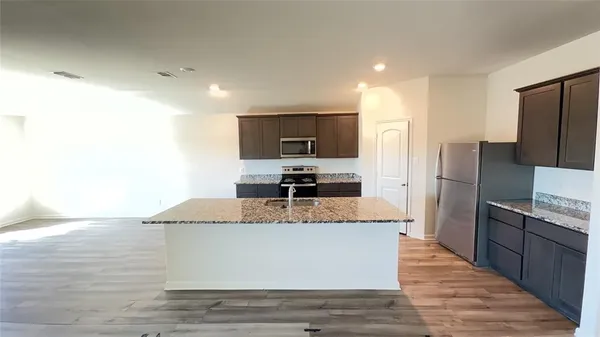 $2,200 | 2037 Delta Downs Drive, Seagoville, TX 75159