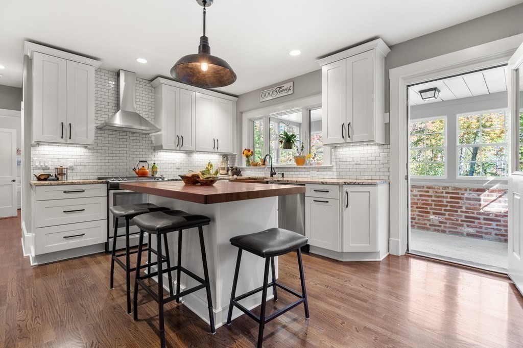 394 North Road Sudbury, MA 01776 - Photo 4 of 27 Gallery Image 4