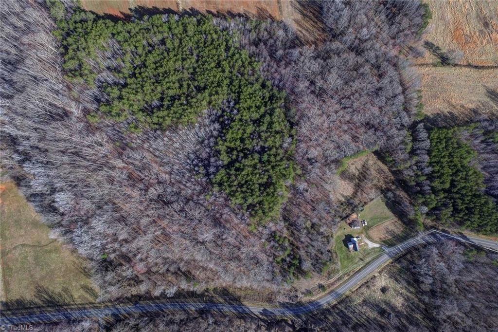 8228 Coldwater Road Stokesdale, NC 27357 - Photo 4 of 9 Gallery Image 4