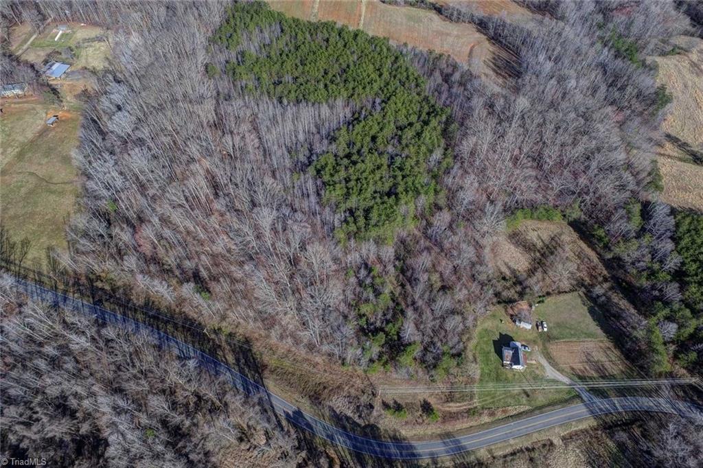 8228 Coldwater Road Stokesdale, NC 27357 - Photo 5 of 9 Gallery Image 5