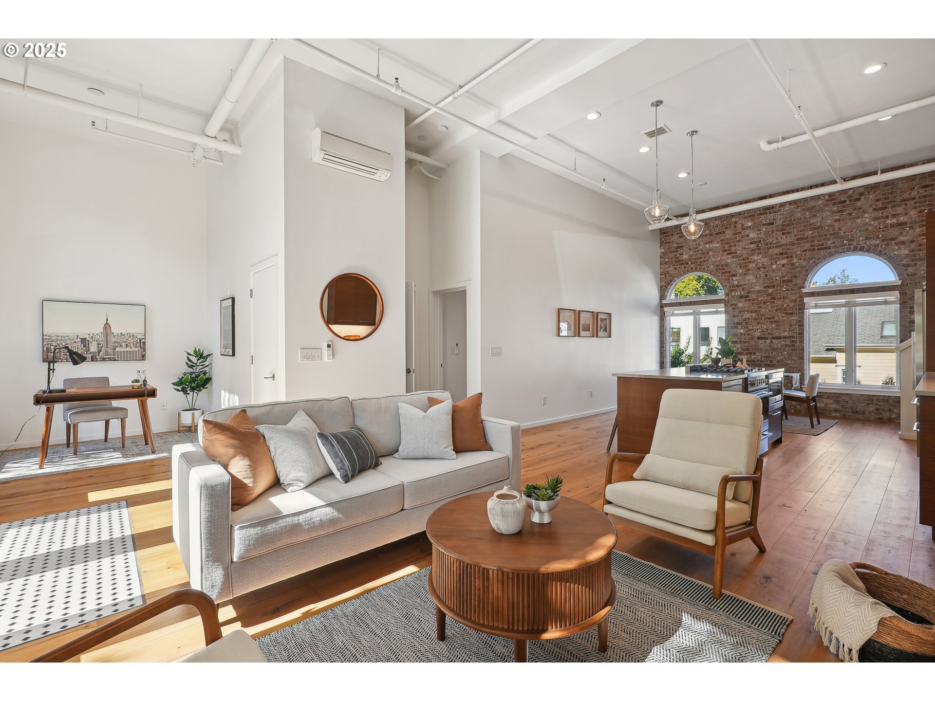 109 Southwest Gibbs Street Portland, OR 97239 - Photo 16 of 46 Gallery Image 16