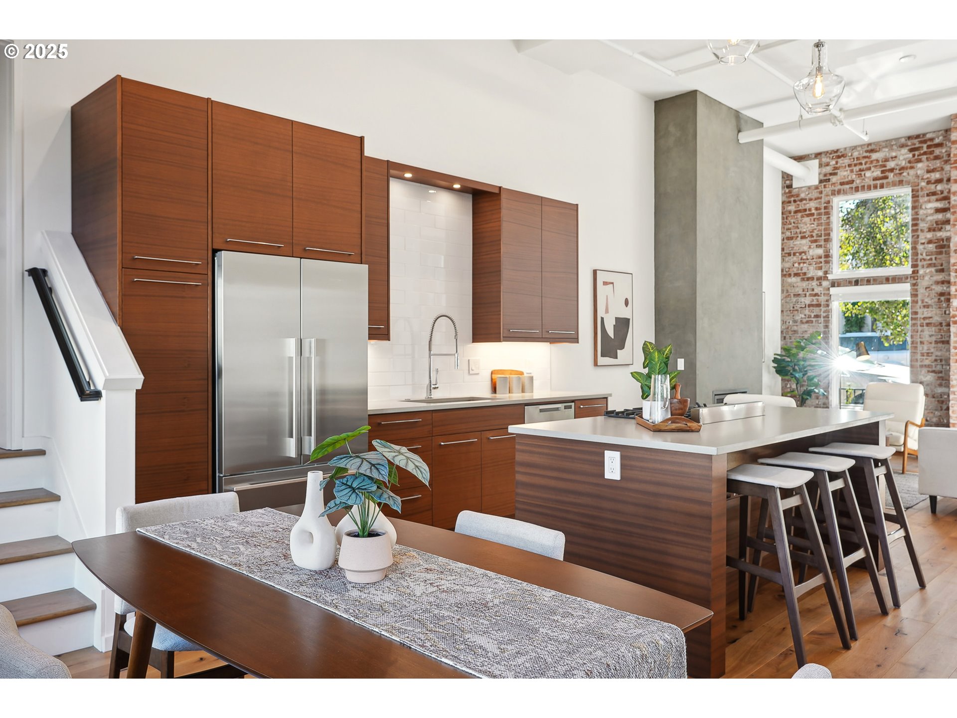 109 Southwest Gibbs Street Portland, OR 97239 - Photo 27 of 46 Gallery Image 27