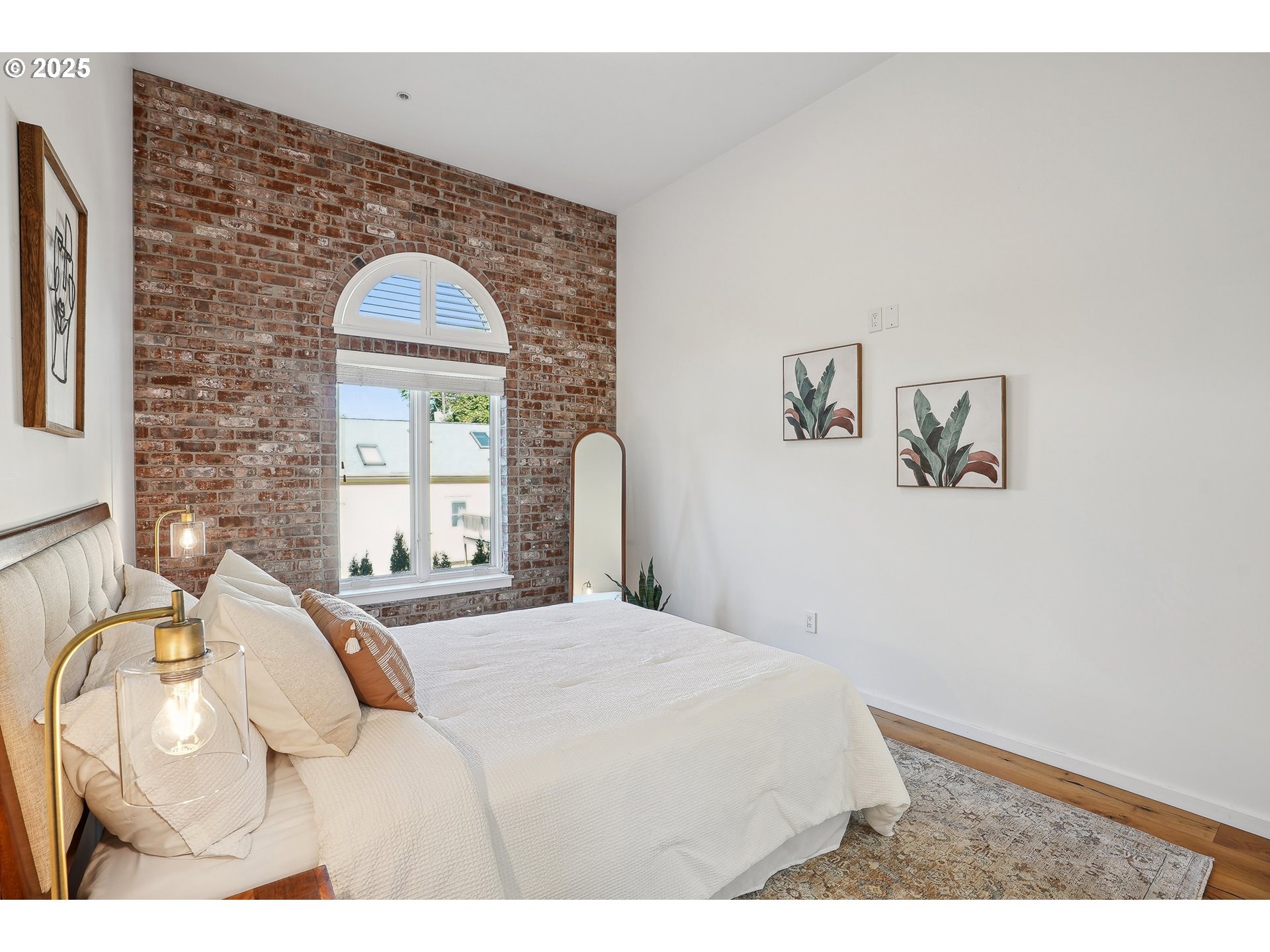 109 Southwest Gibbs Street Portland, OR 97239 - Photo 32 of 46 Gallery Image 32