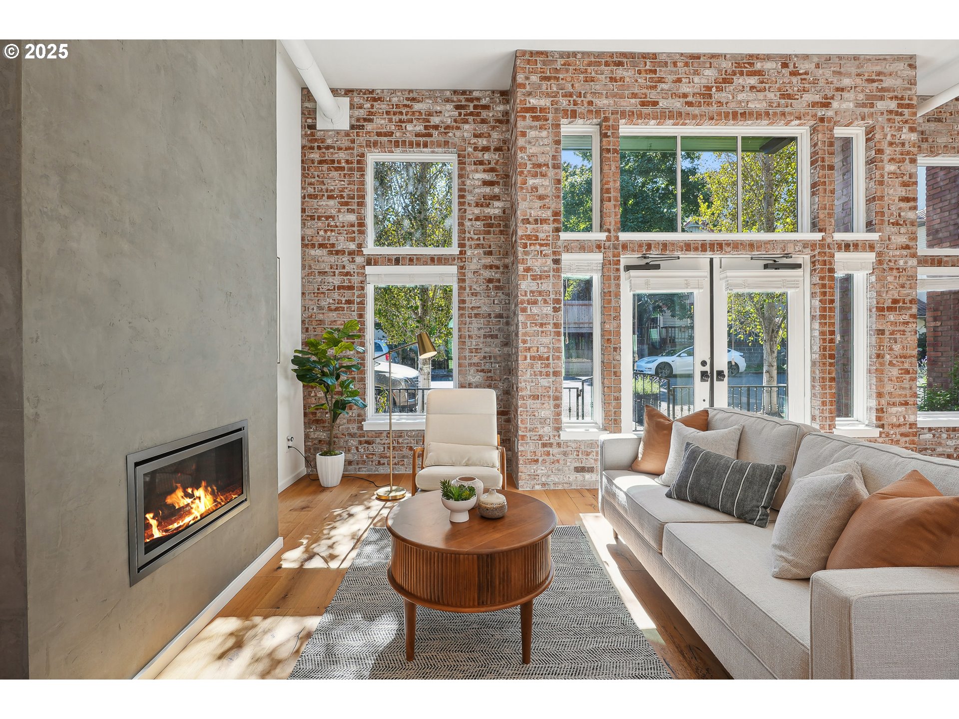 109 Southwest Gibbs Street Portland, OR 97239 - Photo 10 of 46 Gallery Image 10
