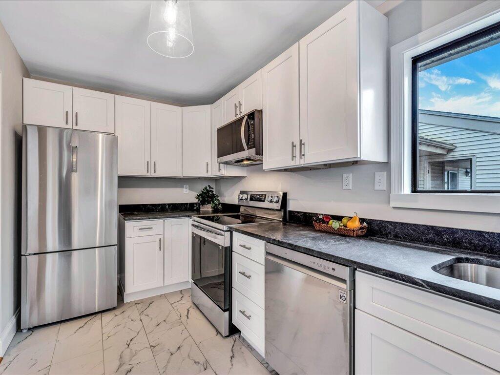 800 Bearse's Way, Unit 2NF, Hyannis, MA 02601 Compass