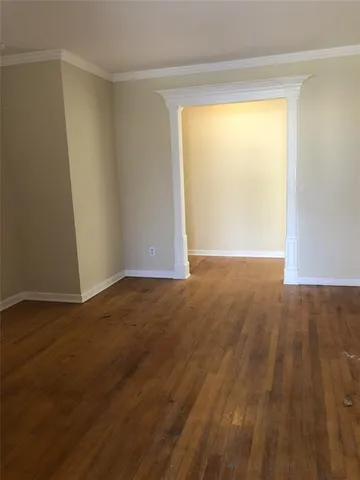 $2,000 | 124 East Vilbig Street, Irving, TX 75060