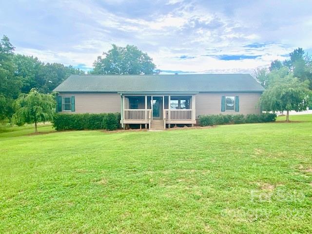2247 State Rd S-46-149 Clover, SC 29710 - Photo 2 of 35 a front view of house with yard and green space