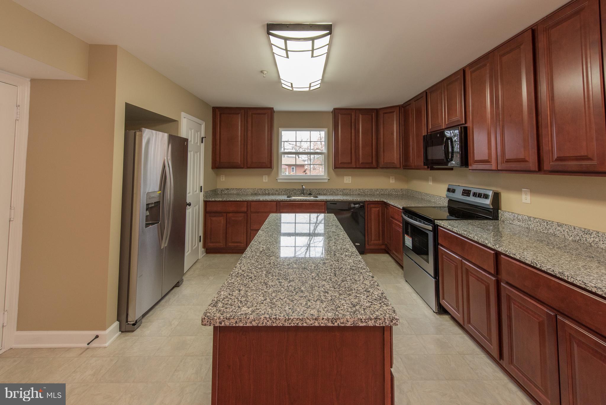 1013 Wampler Road Baltimore, MD 21220 - Photo 6 of 29 Kitchen