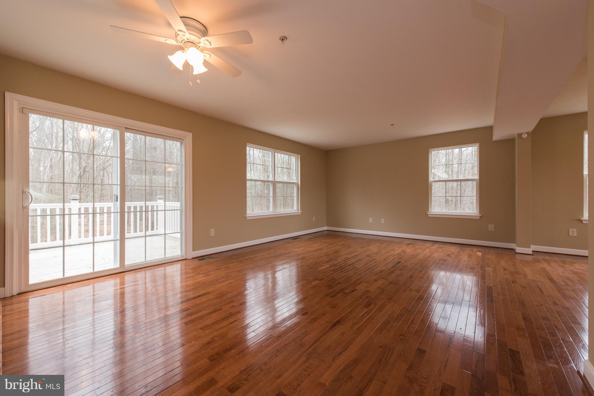 1013 Wampler Road Baltimore, MD 21220 - Photo 9 of 29 Dining Room