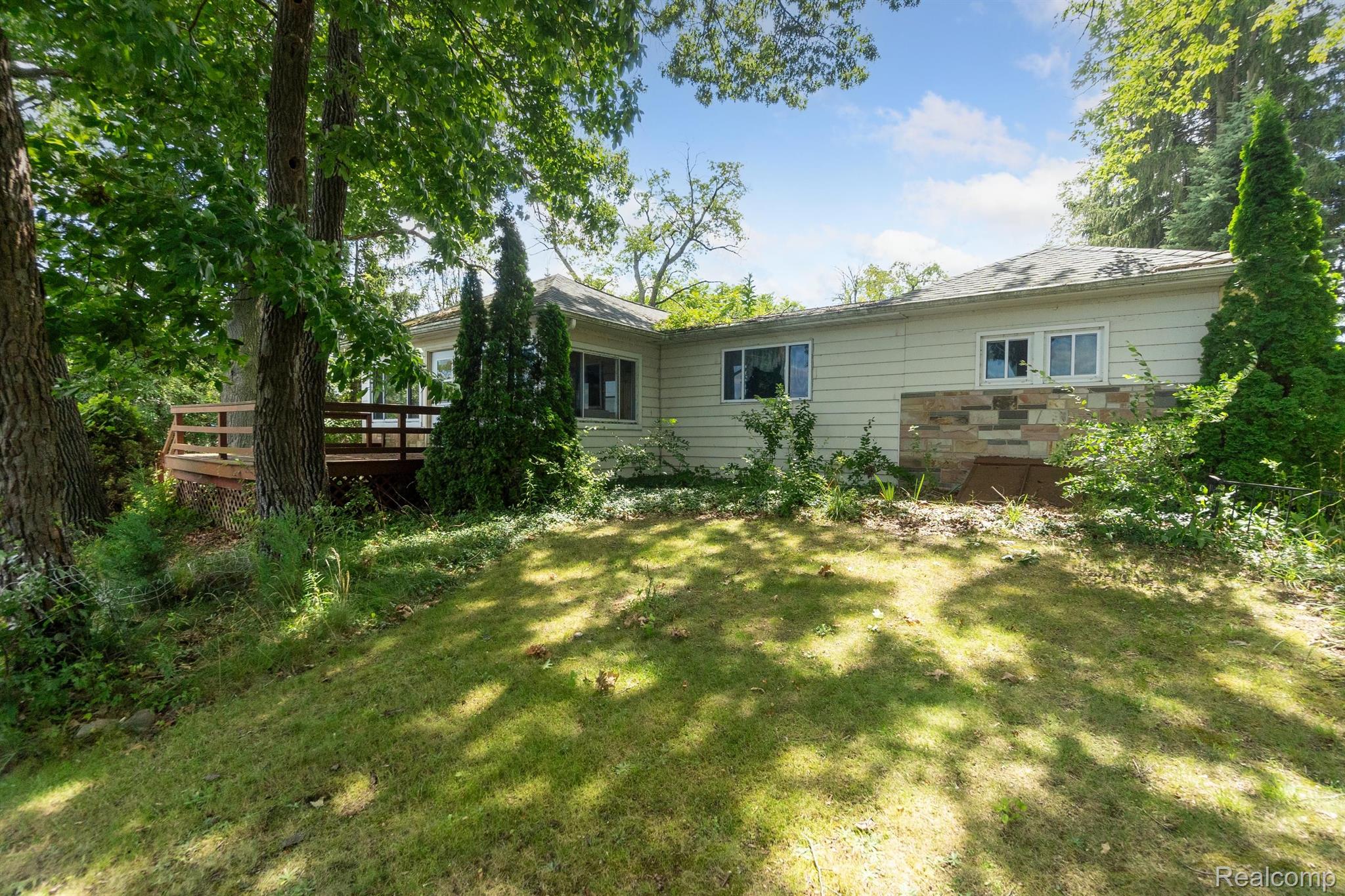 2296 Grove Park Road Fenton, MI 48430 - Photo 28 of 49 Gallery Image 28