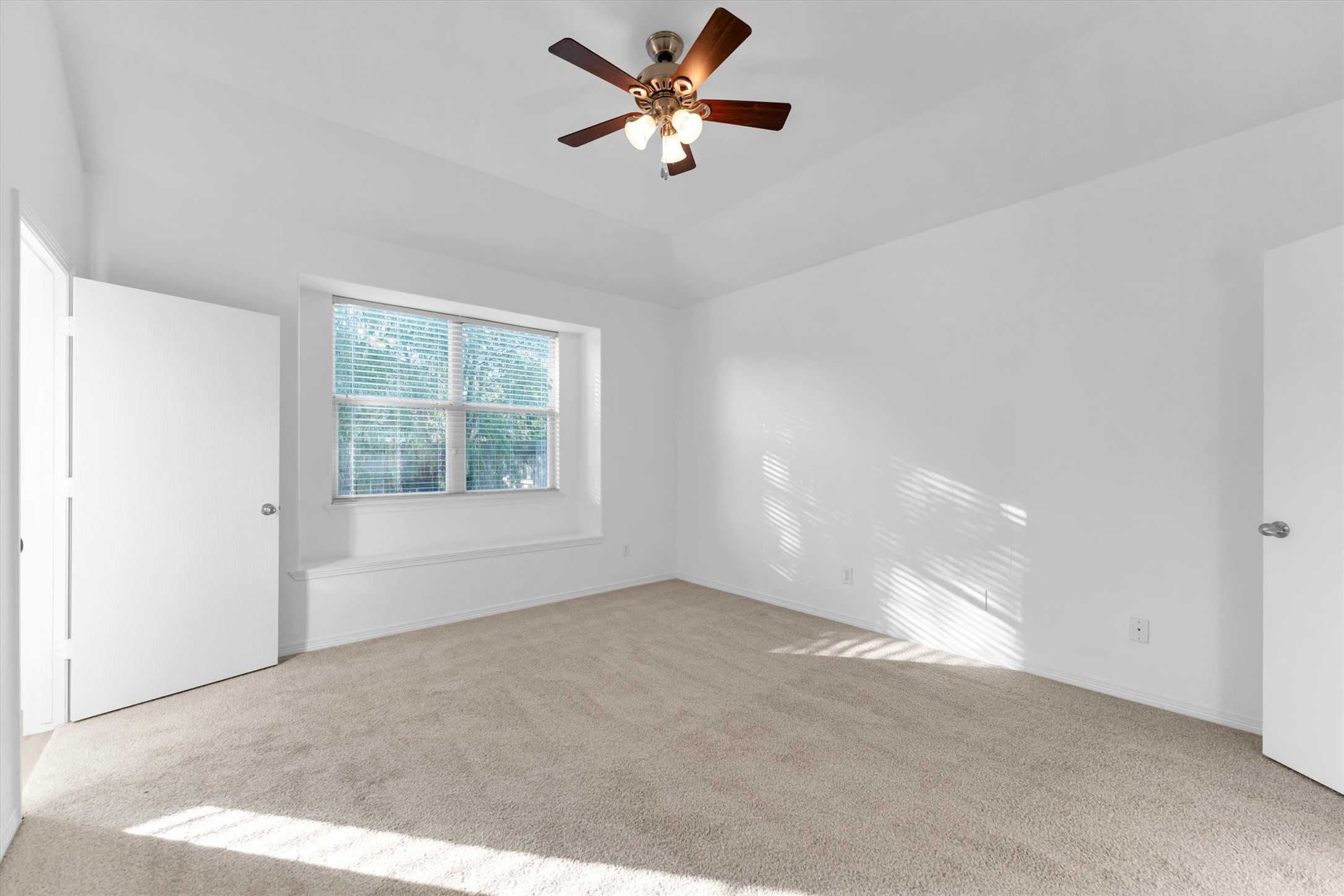 13035 Avery Ridge Lane Tomball, TX 77377 - Photo 18 of 44 Gallery Image 18