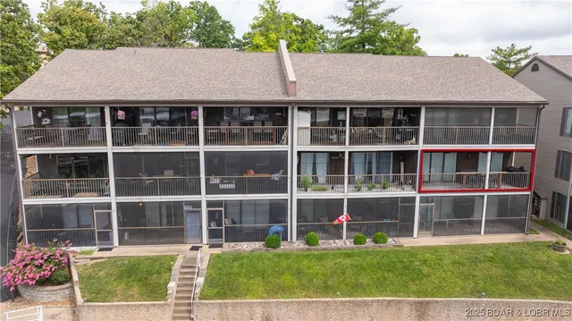 $340,000 | 1522 Harbor Point, Unit E201, Osage Beach, MO 65065