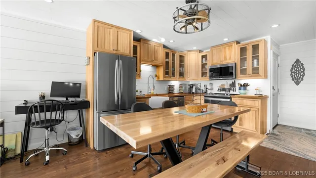 $335,000 | 1522 Harbor Point, Unit E201, Osage Beach, MO 65065