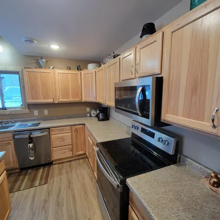 $670,000 | 41860 Co Highway 1, Ottertail, MN 56571