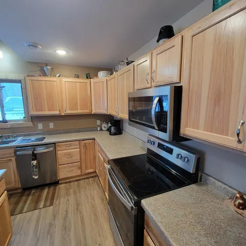 $670,000 | 41860 Co Highway 1, Ottertail, MN 56571