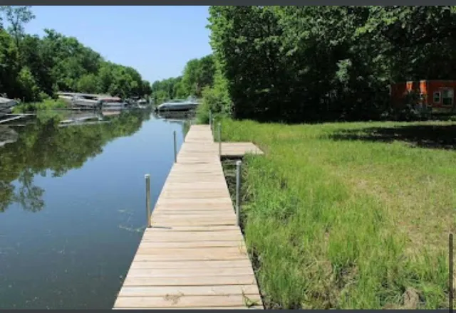 $670,000 | 41860 Co Highway 1, Ottertail, MN 56571