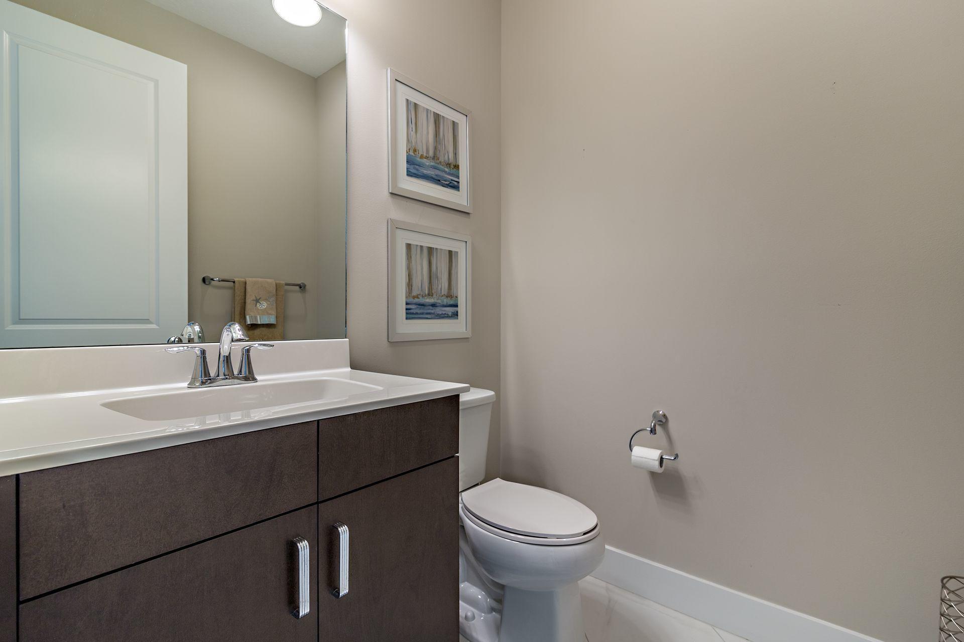 13332 Alton Road Palm Beach Gardens, FL 33418 - Photo 17 of 40 2nd Floor Powder Room