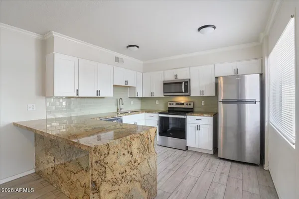 $1,200 | 6528 North 17th Avenue, Unit 15, Phoenix, AZ 85015