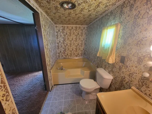 $22,000 | 353 West Monroe Street, Unit C3, Monticello, IL 61856