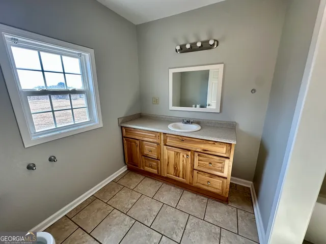 $1,300 | 1013 Walke Dairy Road, Dublin, GA 31021