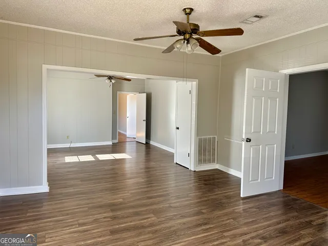 $1,300 | 1013 Walke Dairy Road, Dublin, GA 31021