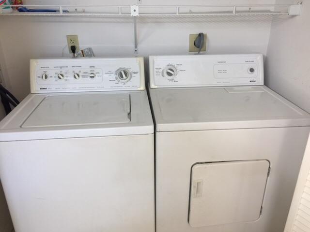 7508 La Paz Boulevard, Unit 207 Boca Raton, FL 33433 - Photo 12 of 25 Laundry