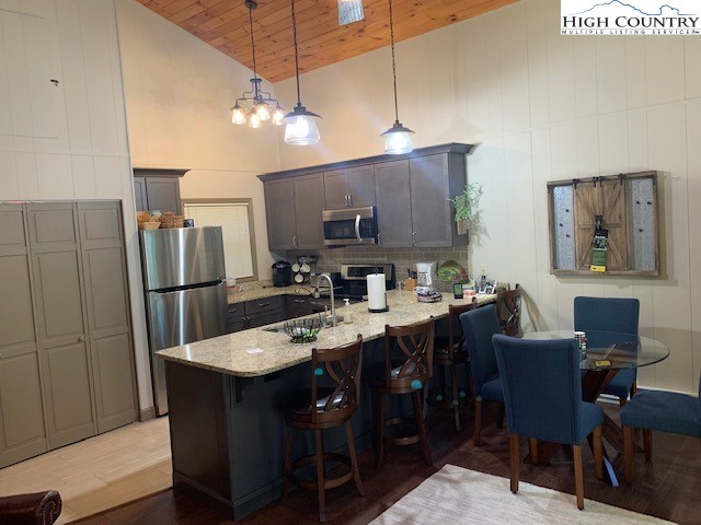 213 Pine Ridge Road Beech Mountain, NC 28604 - Photo 10 of 21