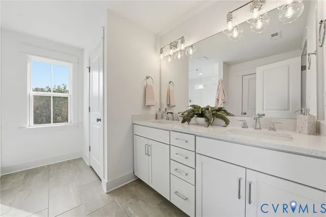 $709,950 | 4119 Tuckmar Pond Drive, Moseley, VA 23120