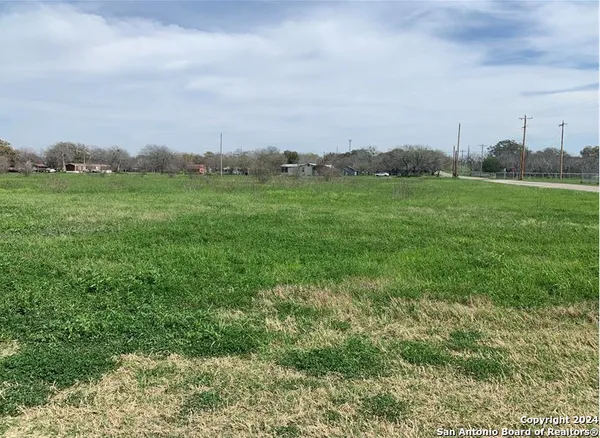 $48,000 | Tbd O'neal Drive, Devine, TX 78016