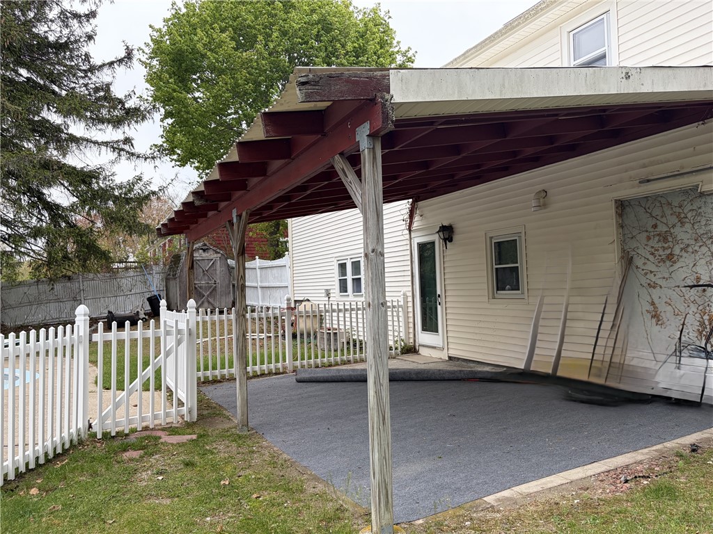 178 Hilton Road Warwick, RI 02889 - Photo 4 of 29