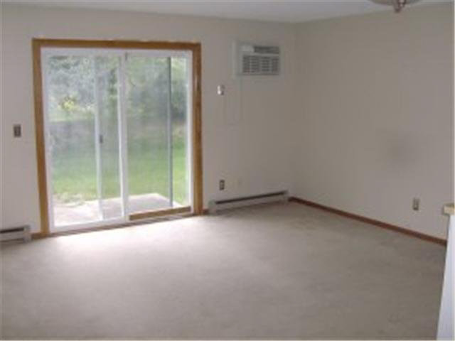 2604 4th Avenue Northeast Rochester, MN 55906 - Photo 2 of 9