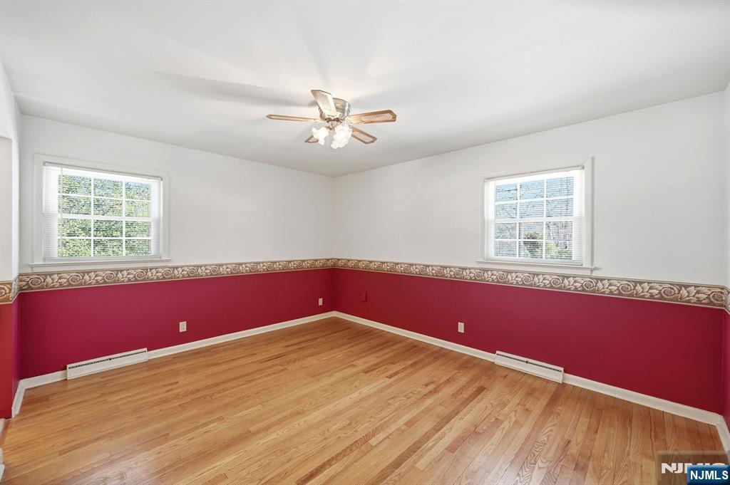 17 Pascack Road Park Ridge, NJ 07656 - Photo 15 of 40