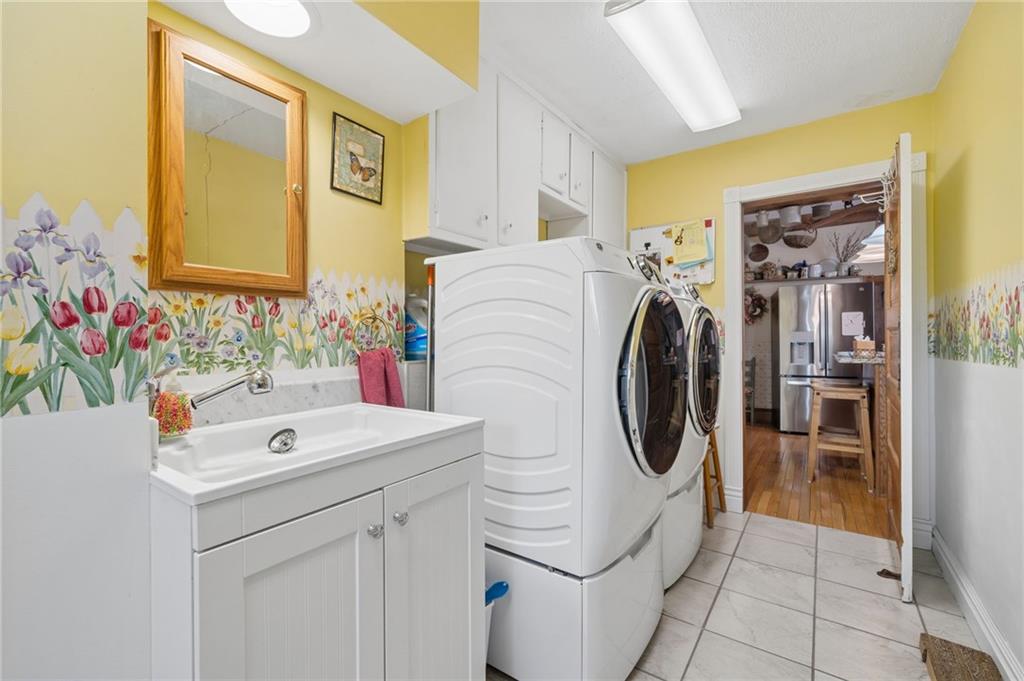 320 Walnut Street Zelienople, PA 16063 - Photo 17 of 37